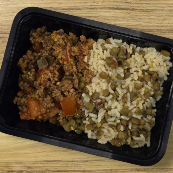 imagem NOVO - Patinho Moído Refogado com Berinjela e Tomate, e Arroz com Lentilha